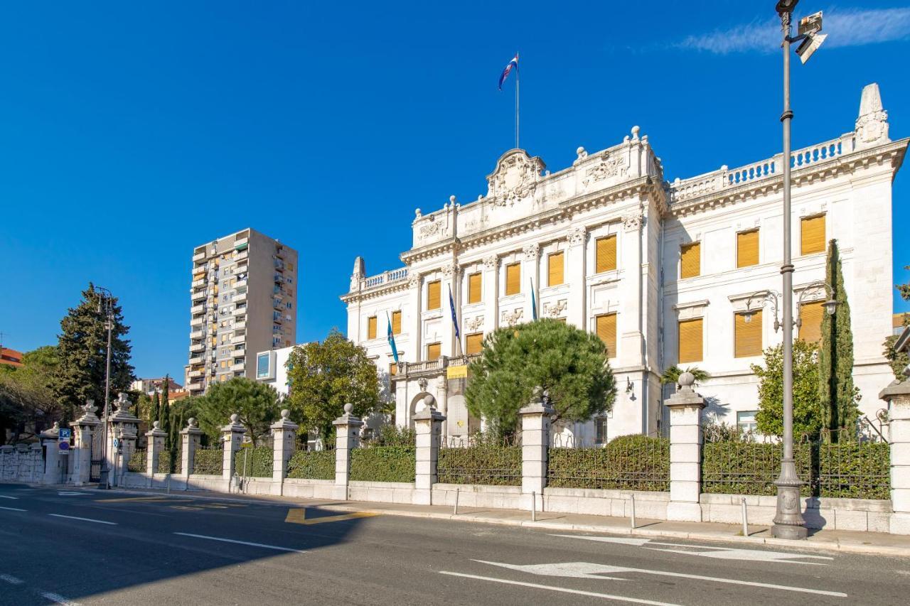 Aenei Delux Apartment Rijeka Exterior photo